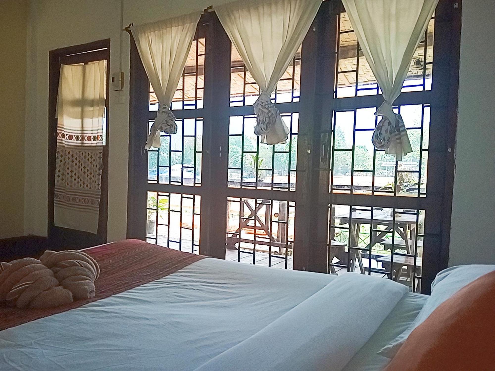 Vangvieng Ruby'Homestay Vang Vieng Ngoại thất bức ảnh